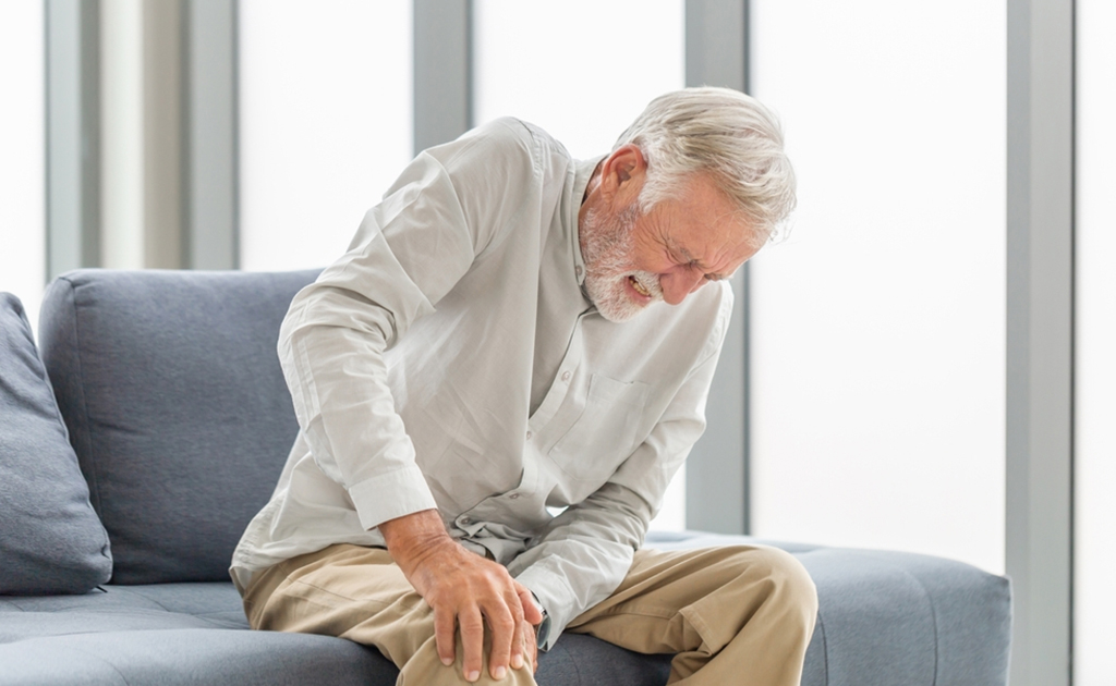 রিউমাটয়েড আর্থ্রাইটিস বা বাত রোগে আক্রান্ত হলে কীভাবে বুঝবেন?