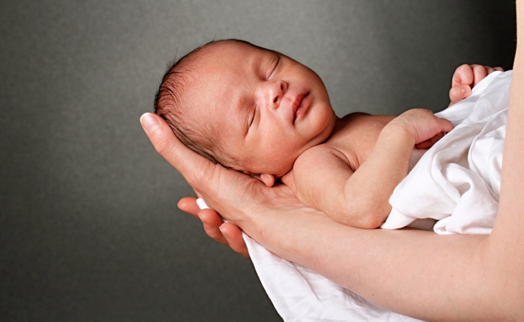 শিশুর শরীরে আয়রনের ঘাটতি হলে কী করে বুঝবেন?